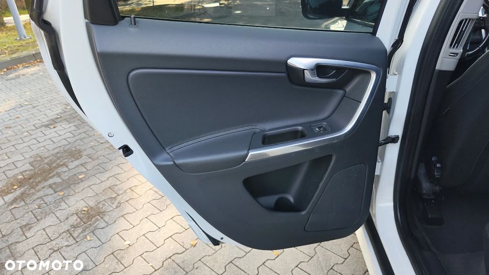 Volvo XC 60 - 22