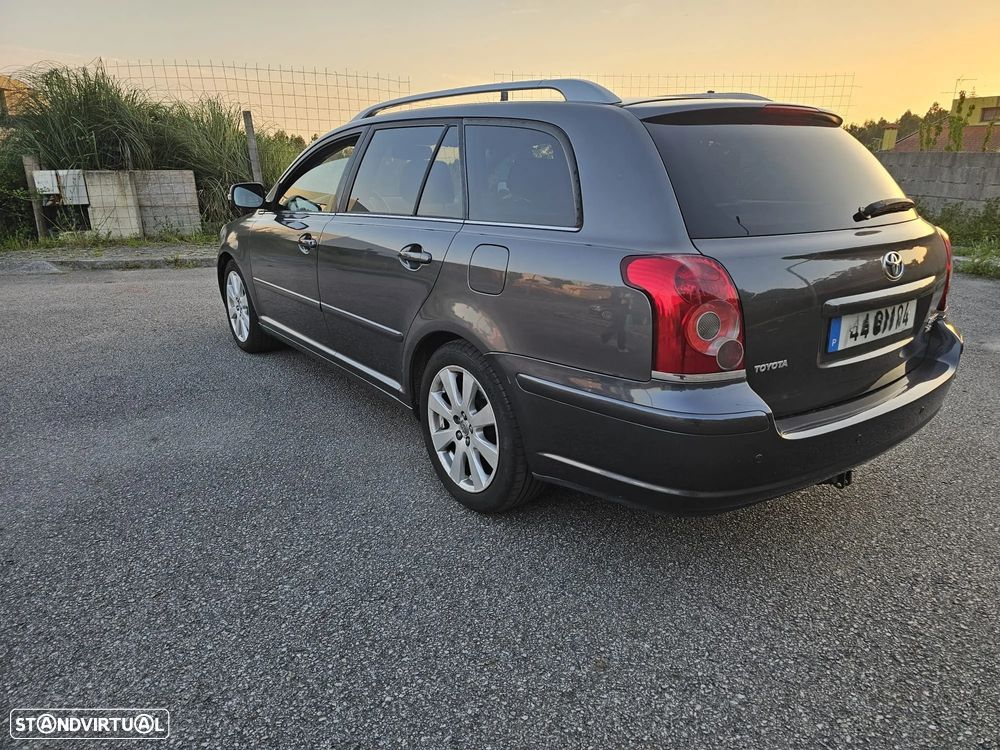 Toyota Avensis SW 2.0 D-4D Sol+GPS - 5