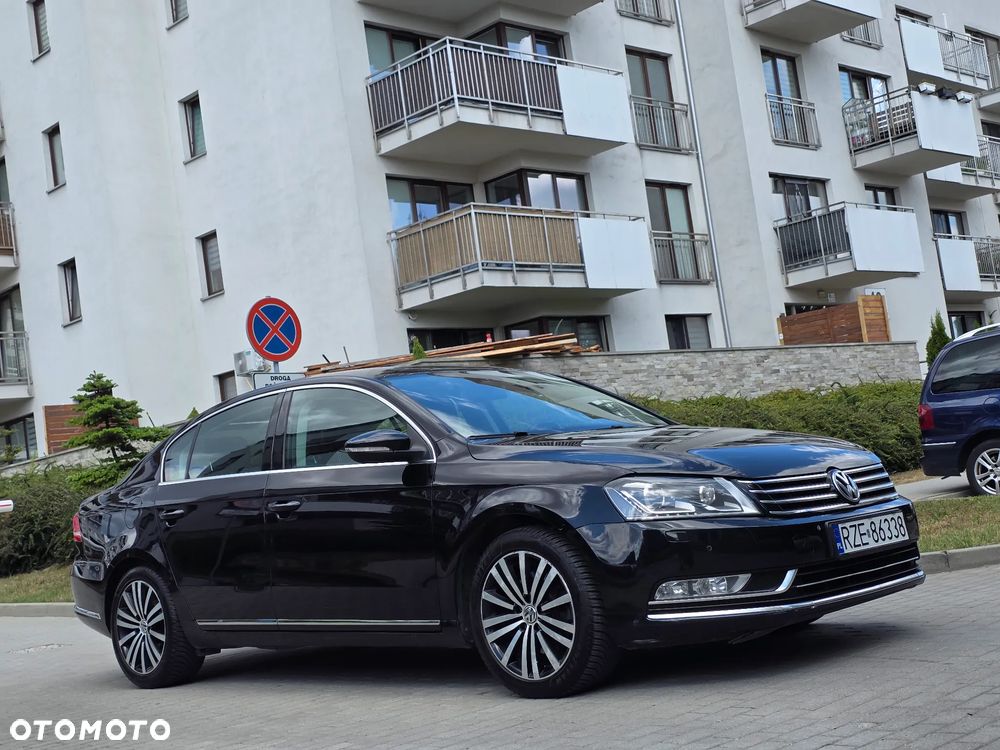 Volkswagen Passat 2.0 TDI Highline DSG - 17