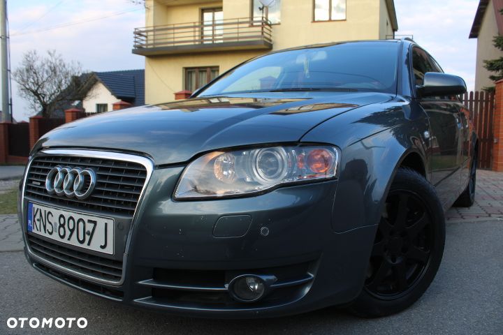 Audi A4 Limousine - 27