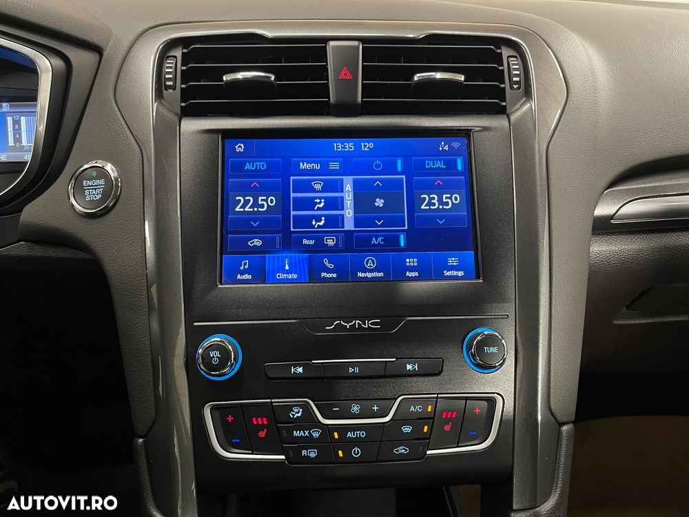 Ford Mondeo 2.0 HEV Titanium - 19