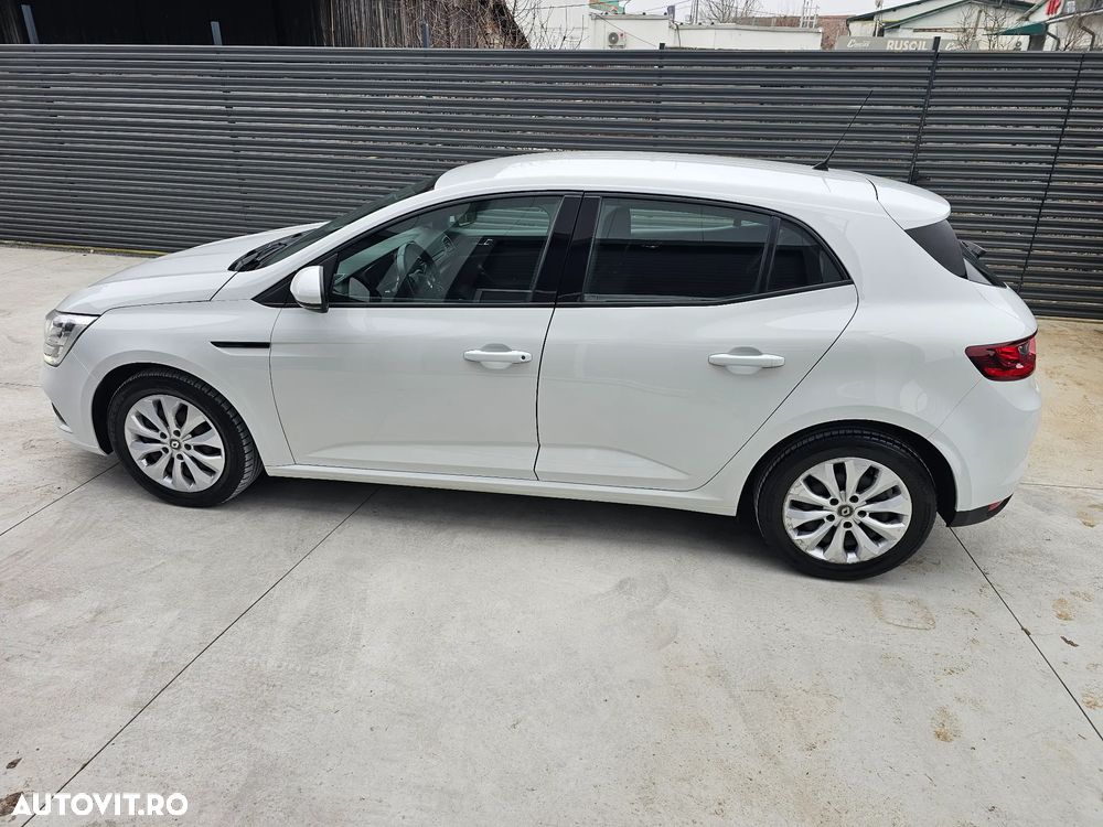 Renault Megane BLUE dCi 115 BUSINESS EDITION - 9