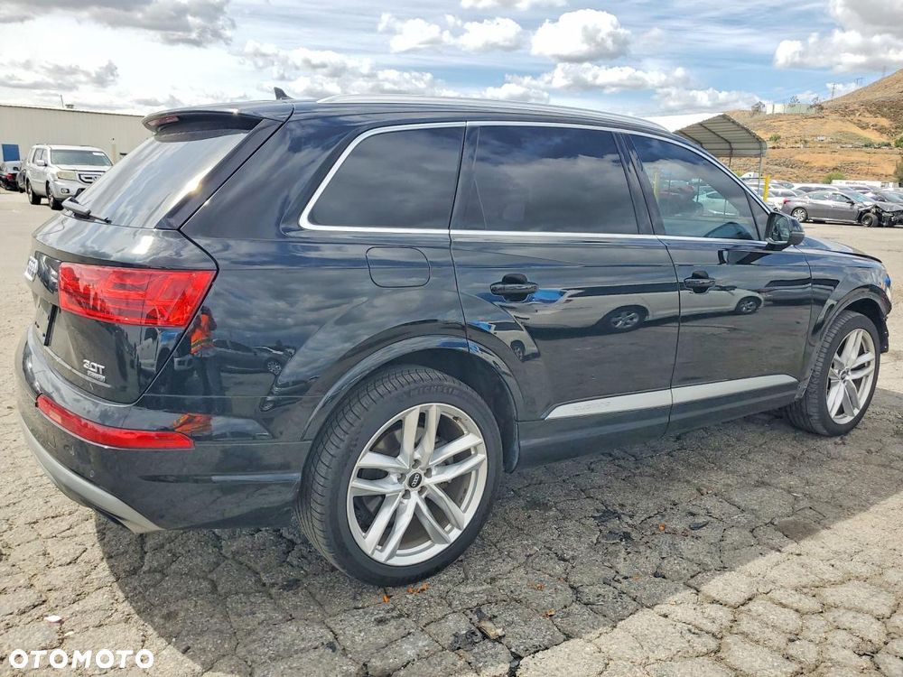 Audi Q7 - 3