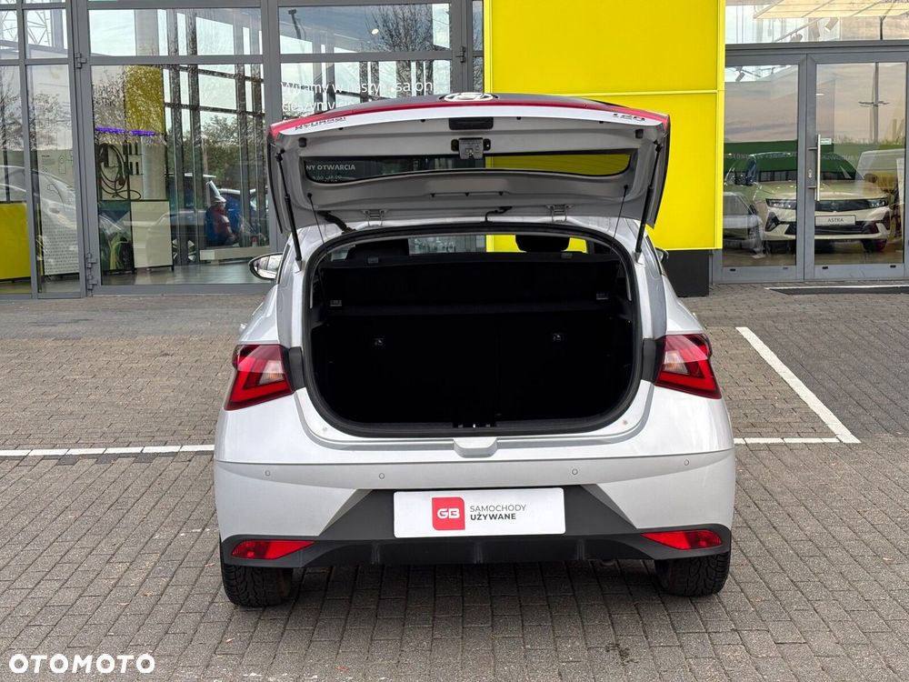 Hyundai i20 - 10