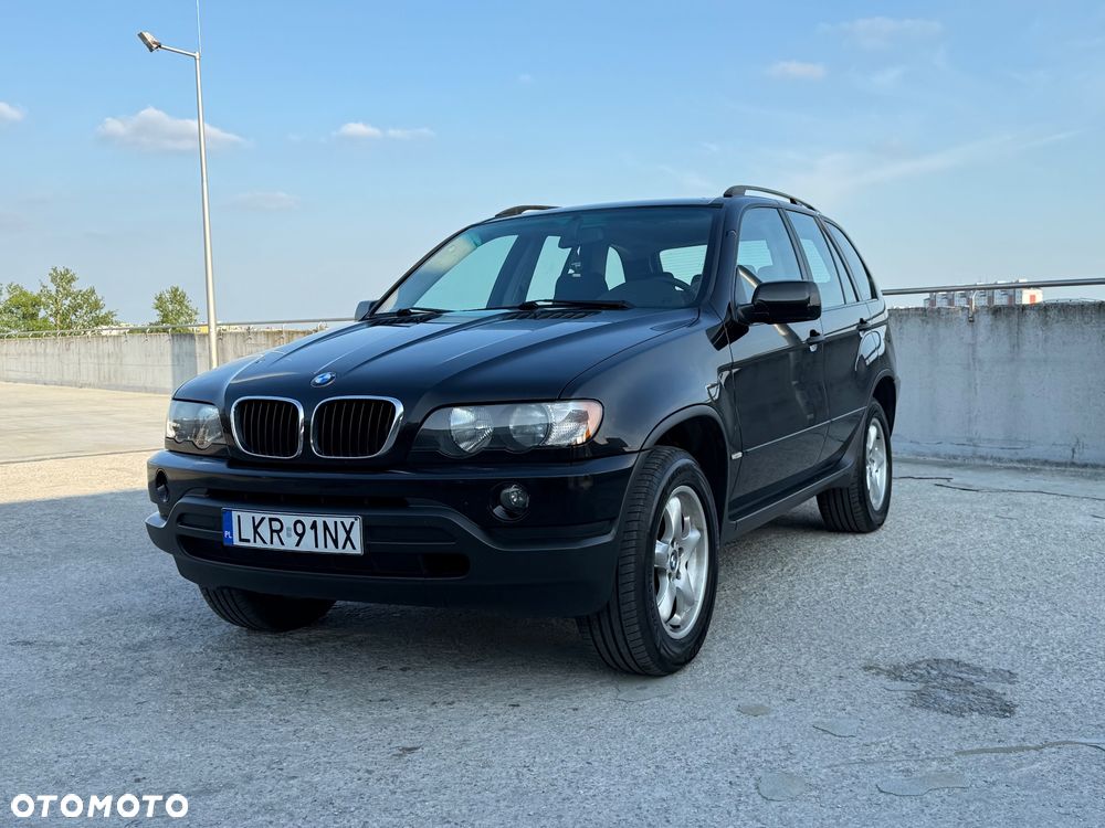BMW X5 3.0 i - 8