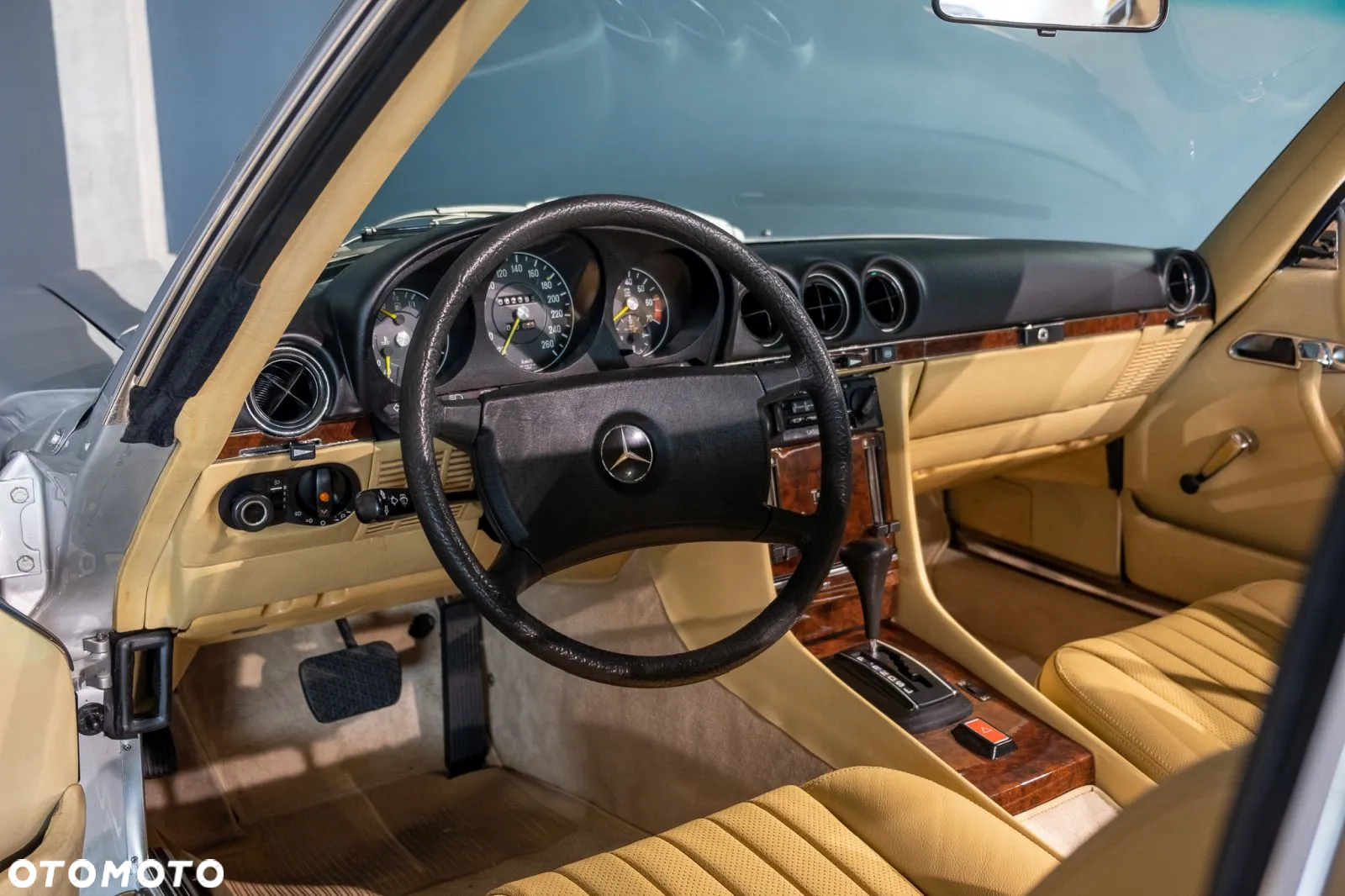 Mercedes-Benz SL - 23