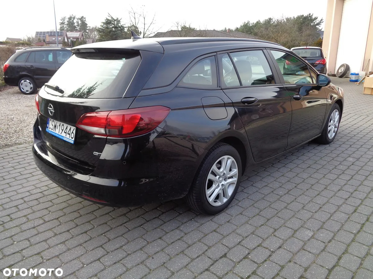Opel Astra - 4