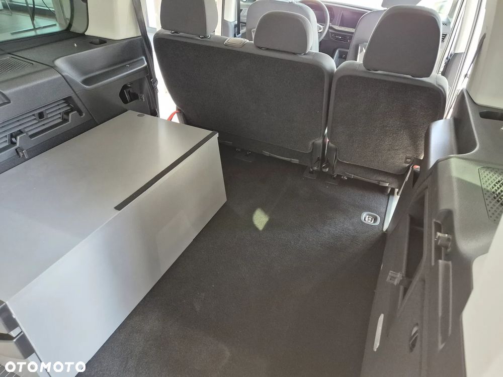 Volkswagen Caddy California - 31