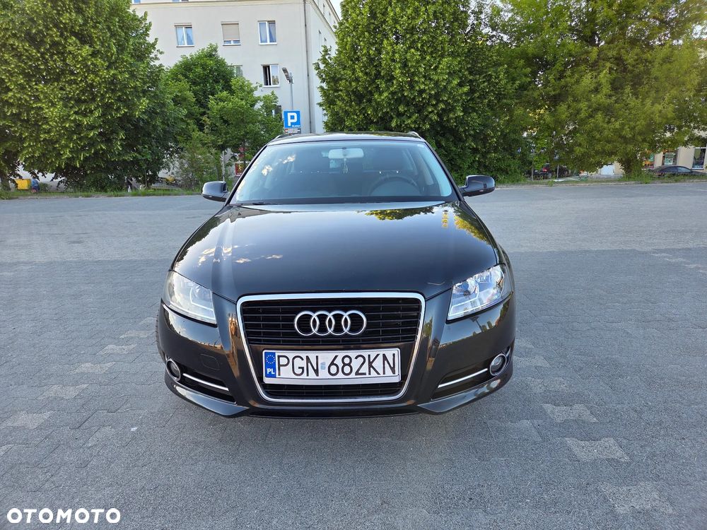 Audi A3 Sportback - 2