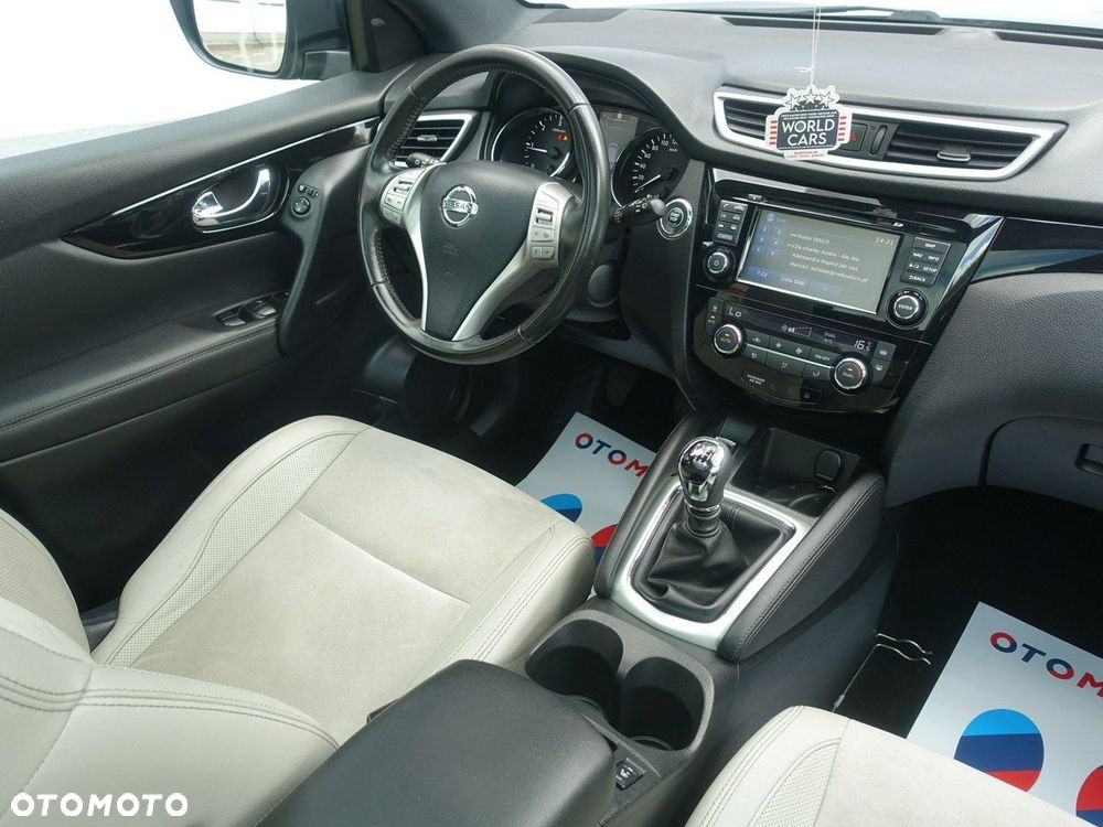 Nissan Qashqai 1.5 dCi N-Connecta EU6 - 12