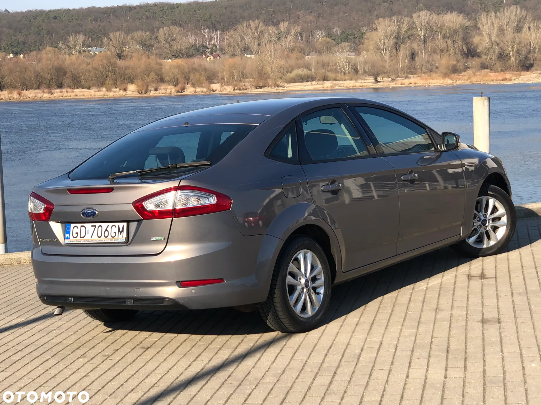 Ford Mondeo - 27