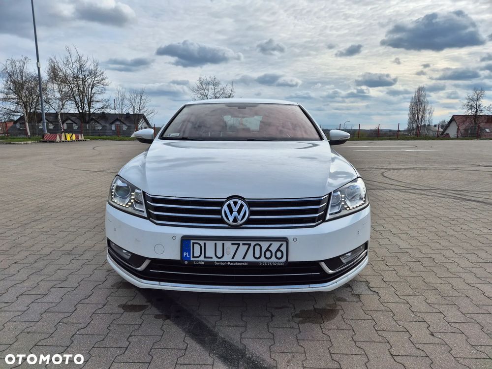 Volkswagen Passat 2.0 TDI Highline DSG - 14