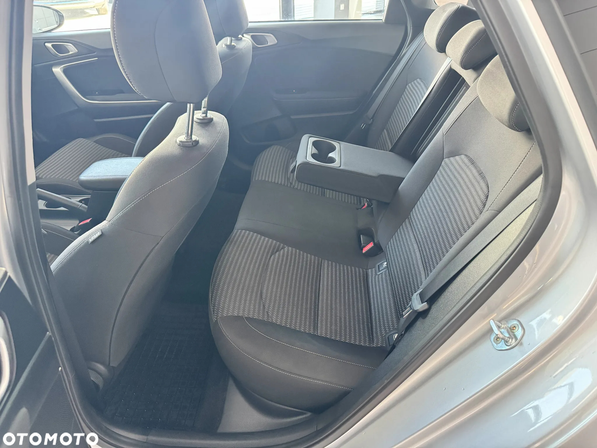 Kia Ceed 1.5 T-GDI M DCT - 16