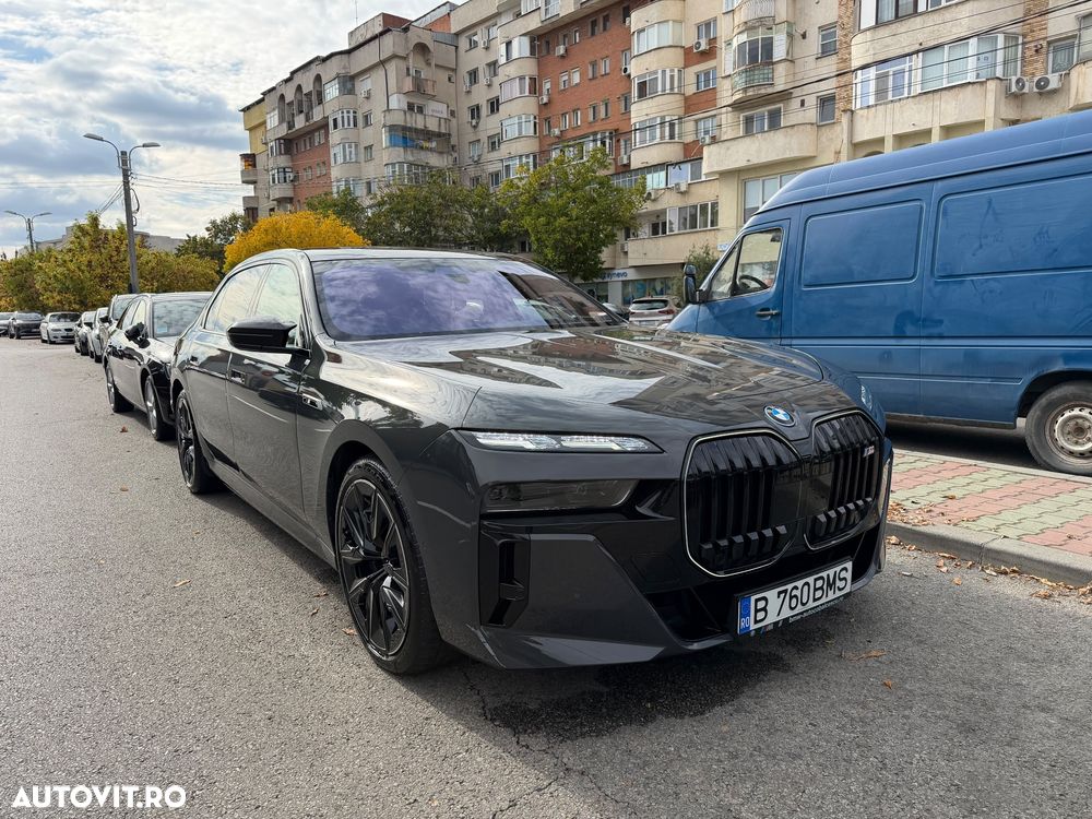 BMW M7