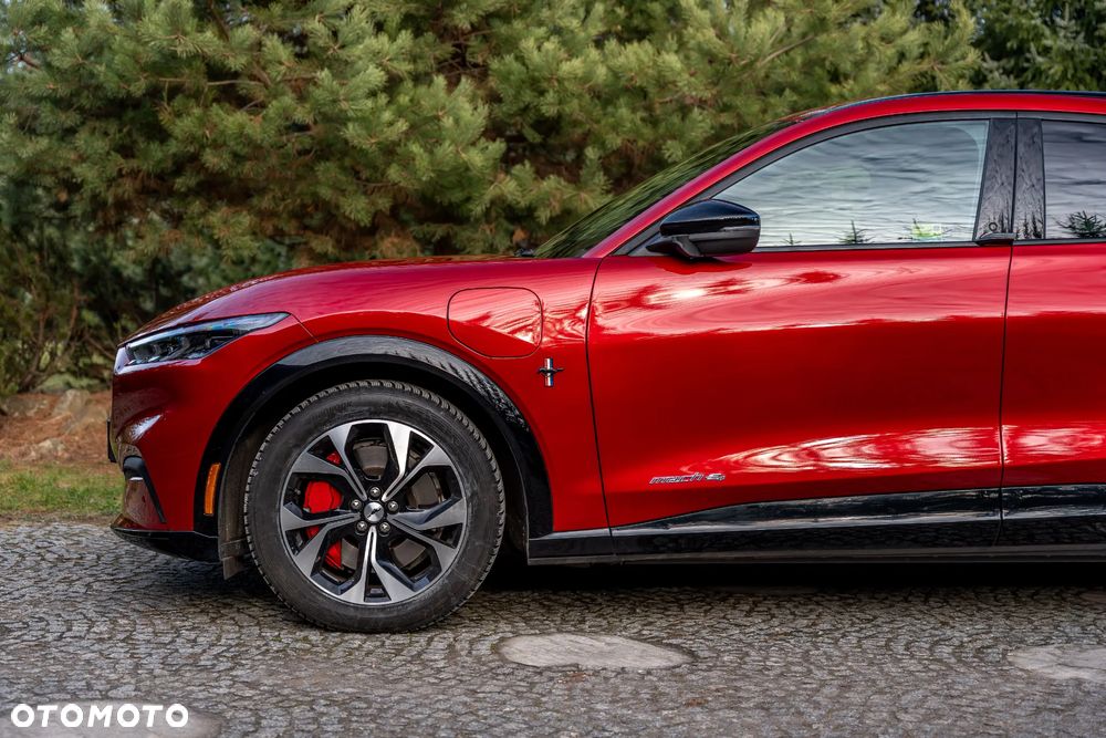 Ford Mustang Mach-E 75kWh AWD Premium - 9