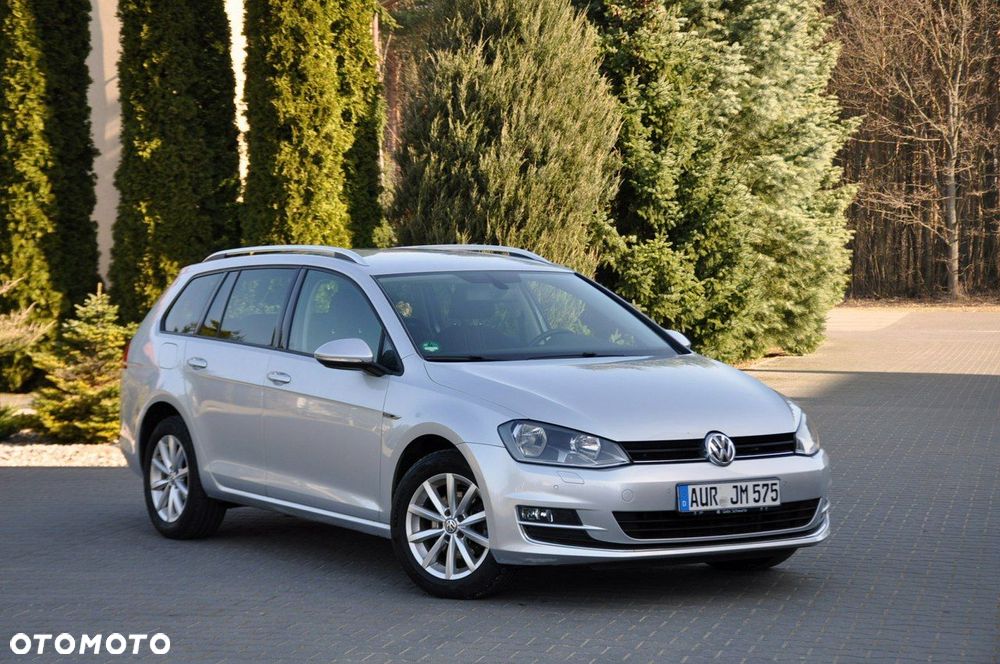 Volkswagen Golf - 2