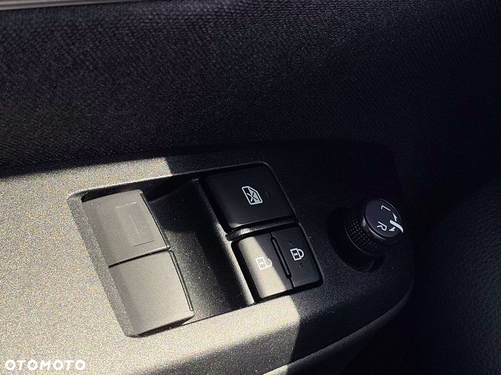 Toyota Yaris 1.5 Comfort CVT - 18