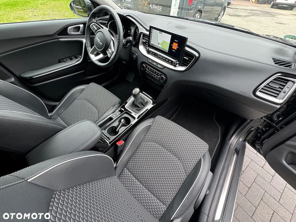 Kia XCeed 1.5 T-GDI OPF SPIRIT - 35