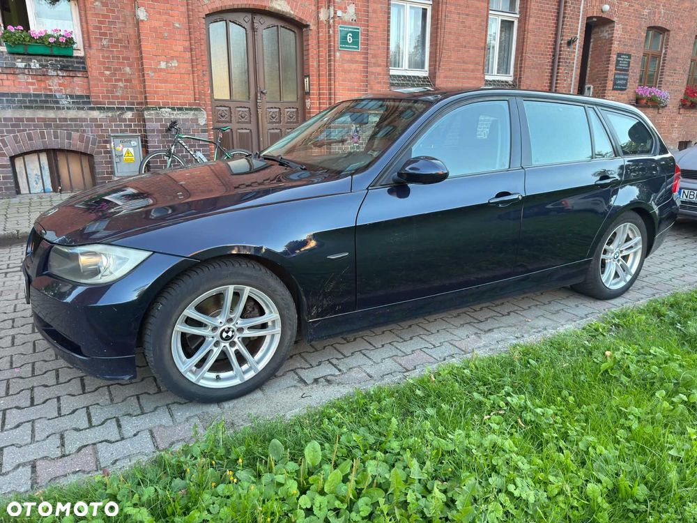 BMW Seria 3 - 1