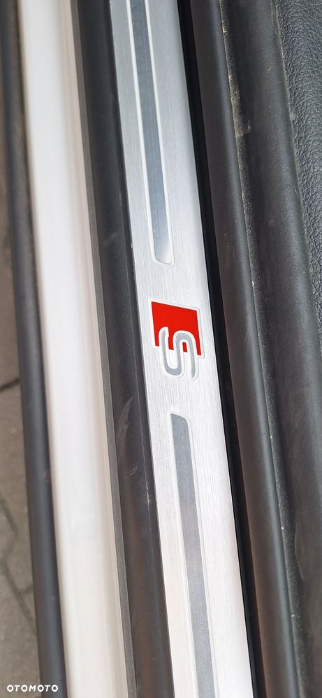 Audi Q7 50 TDI quattro tiptronic S line - 24