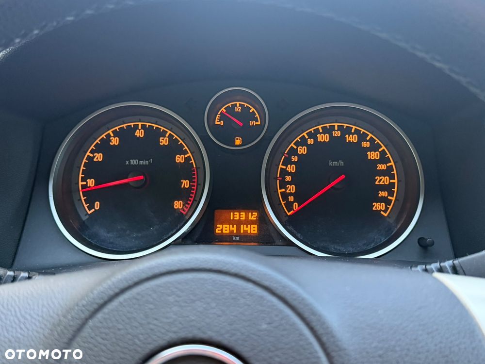 Opel Astra 1.6 NAVI - 16