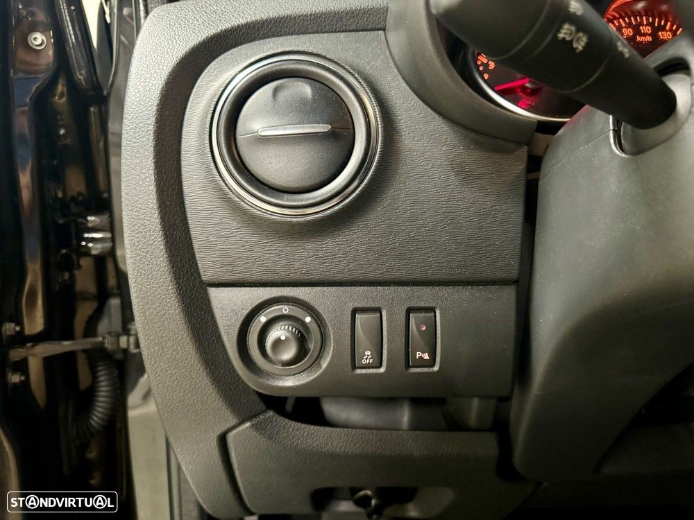 Dacia Lodgy 1.5 Blue dCi Stepway 7L - 18