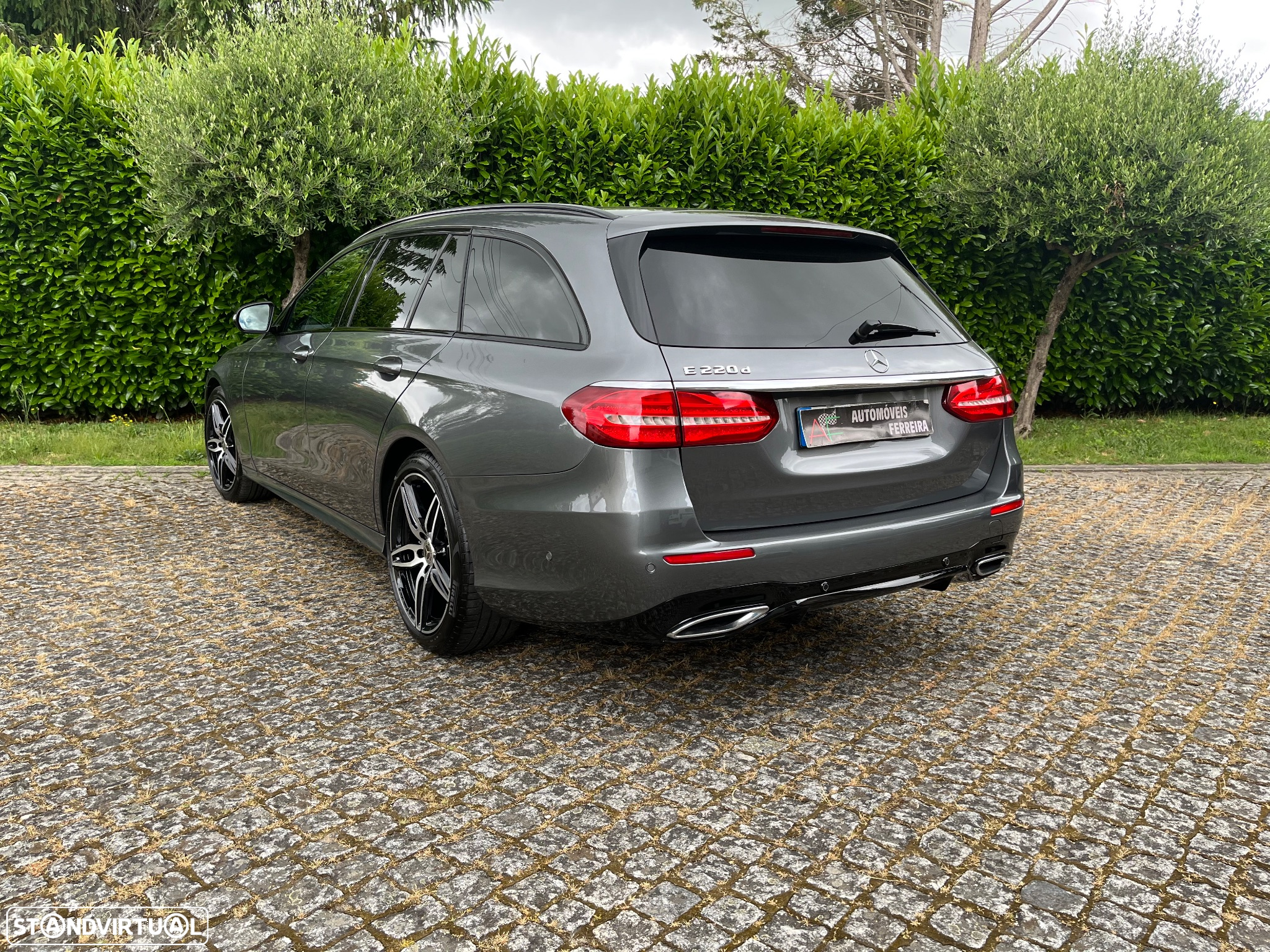 Mercedes-Benz E 220 d AMG Line - 19