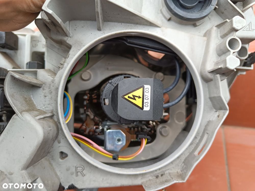 MERCEDES W203 C-KLASA LAMPA PRZÓD PRZEDNIA BI XENON NIE SKRĘTNY LEWA PRAWA EUROPA - 11