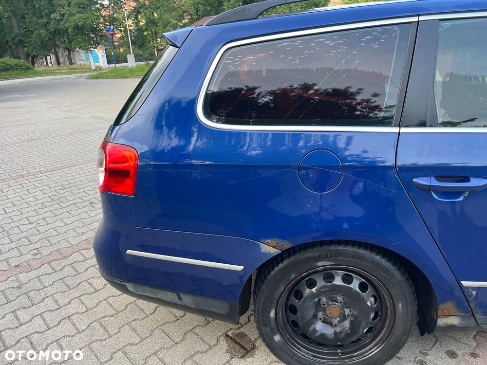 Volkswagen Passat 1.9 TDI Comfortline - 12