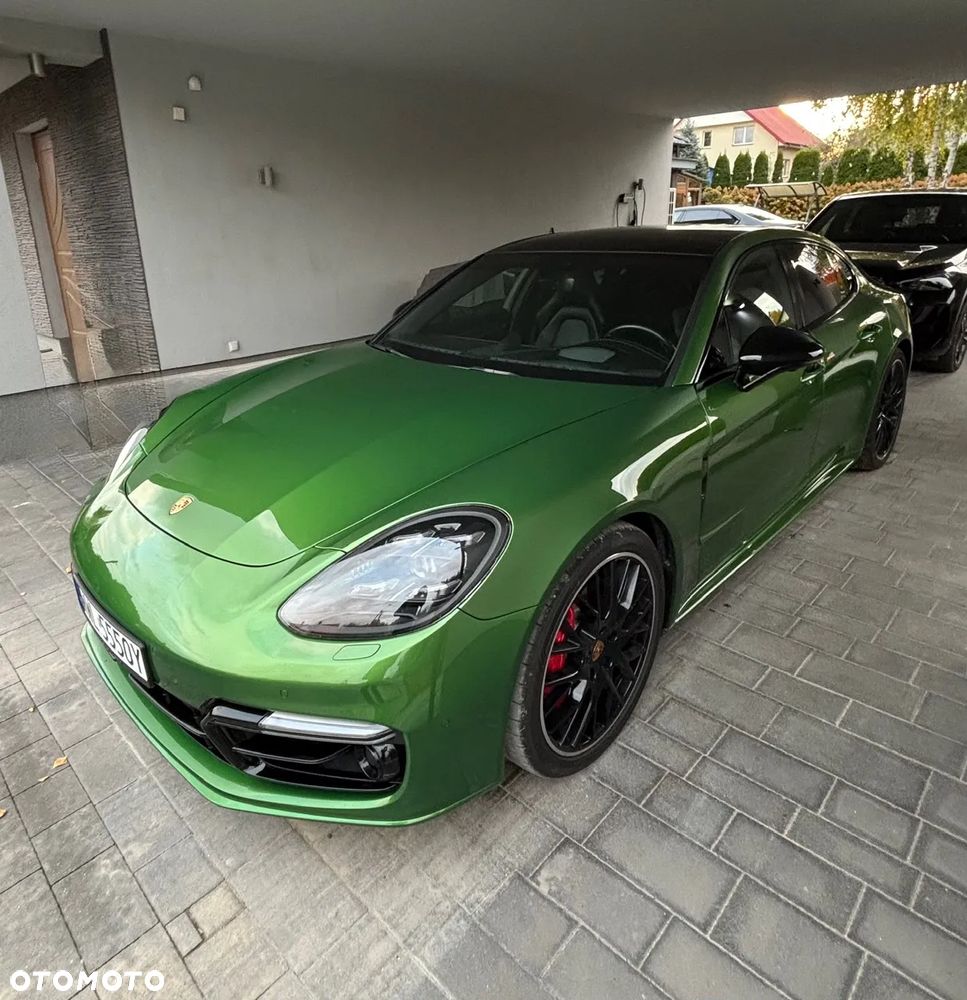 Porsche Panamera GTS - 1