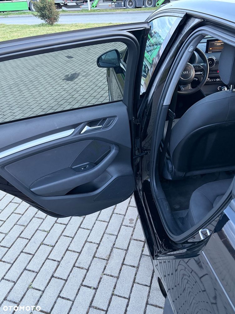 Audi A3 Sportback 1.0 TFSI S tronic - 17