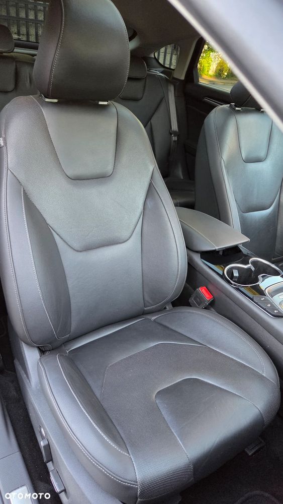 Ford Mondeo 2.0 TDCi STart-Stopp Titanium - 35