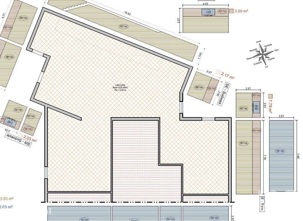 Loja / Estabelecimento Comercial em Ferrel de 356,00 m2 - Grande imagem: 4/26