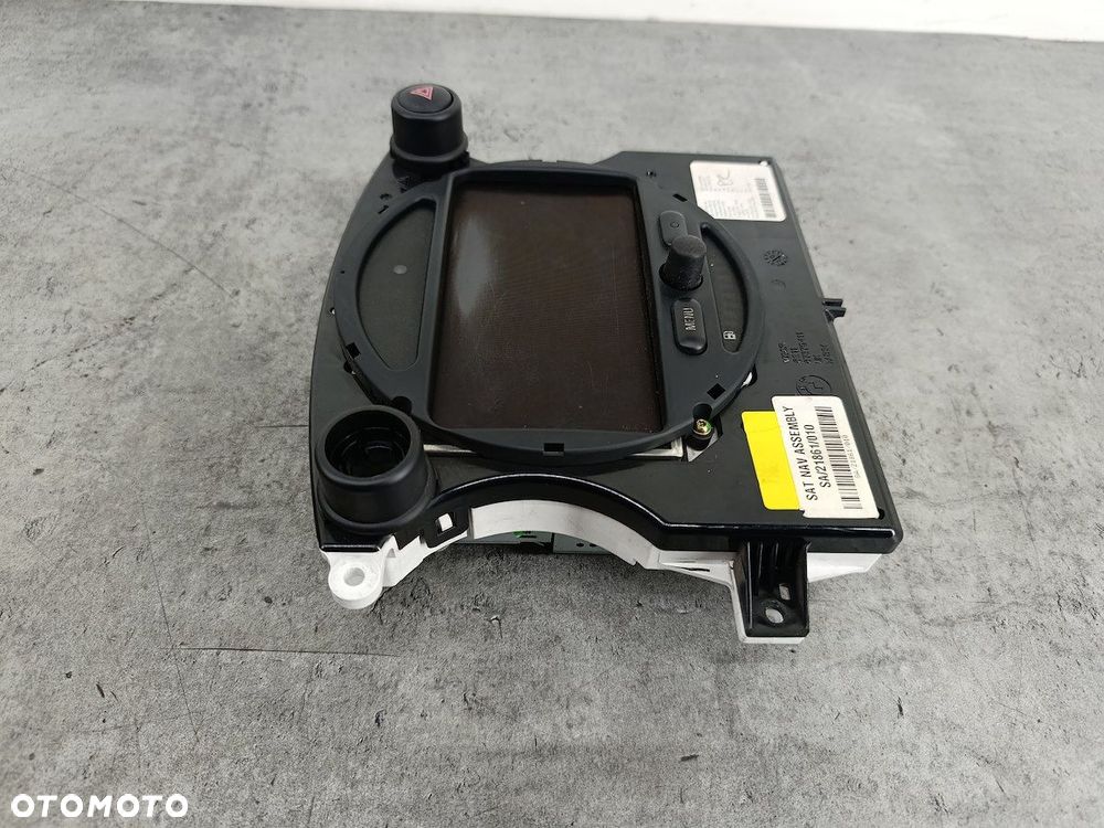 RADIO NAWIGACJA FABRYCZNA MINI R50 6211-6928888   67379411  65.90-6934417 - 2