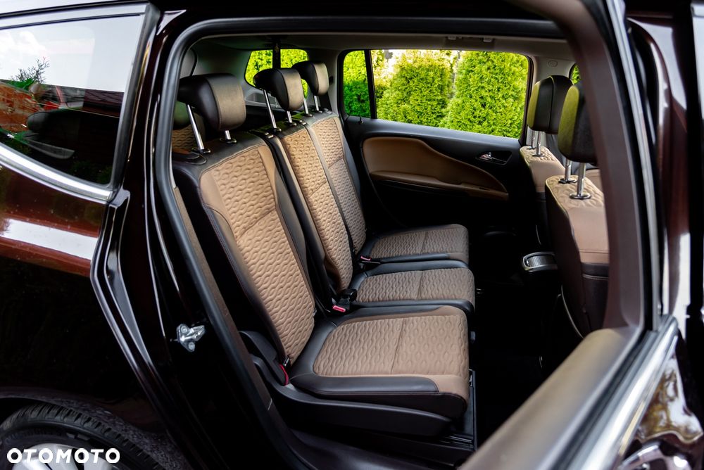 Opel Zafira Tourer 1.6 SIDI Turbo Sport - 24
