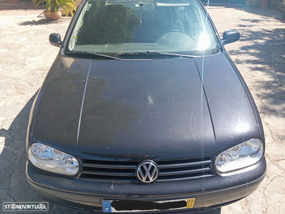 VW Golf 1.9 TDi 25 Anos - 11