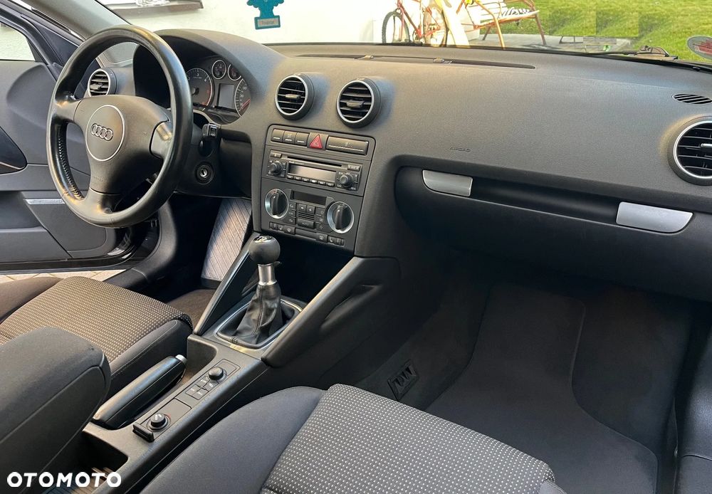 Audi A3 3-drzwiowe 2.0 TDI DPF Ambition - 6