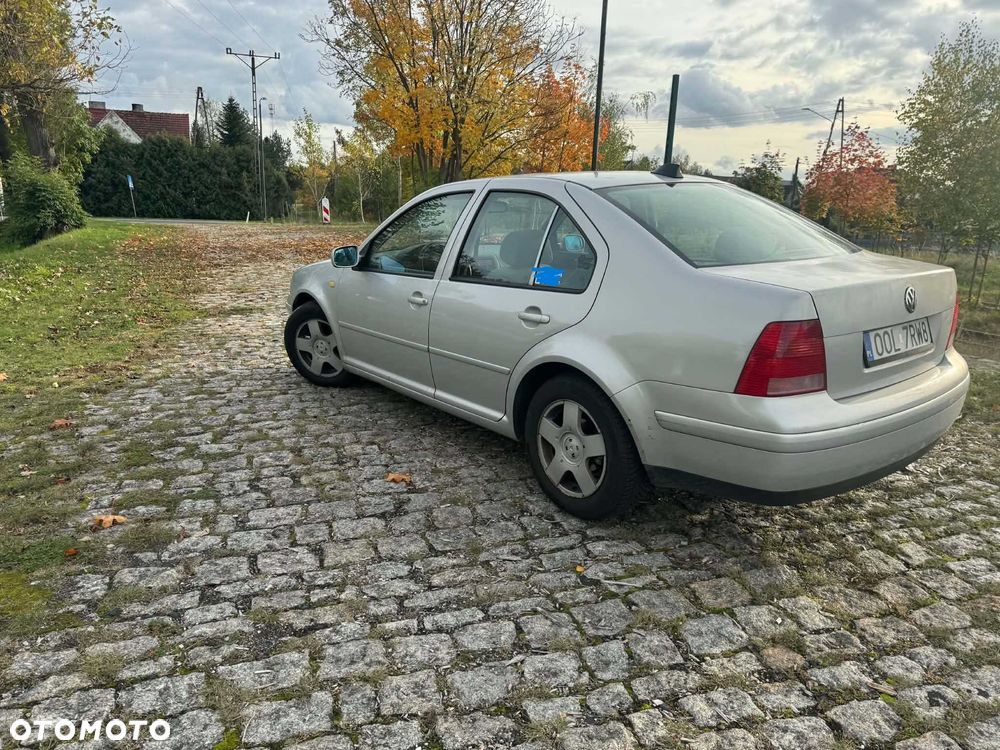 Volkswagen Bora 1999 photo 5