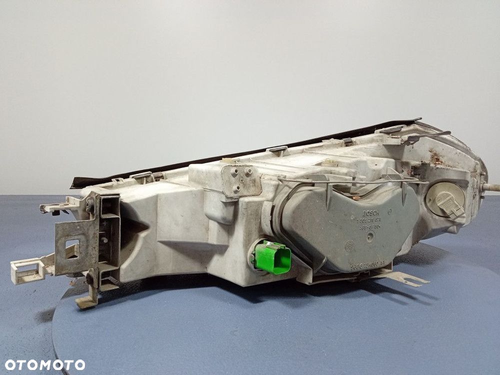 MONDEO MK2 96-00 REFLEKTOR PRAWY EU 0301098202 - 4