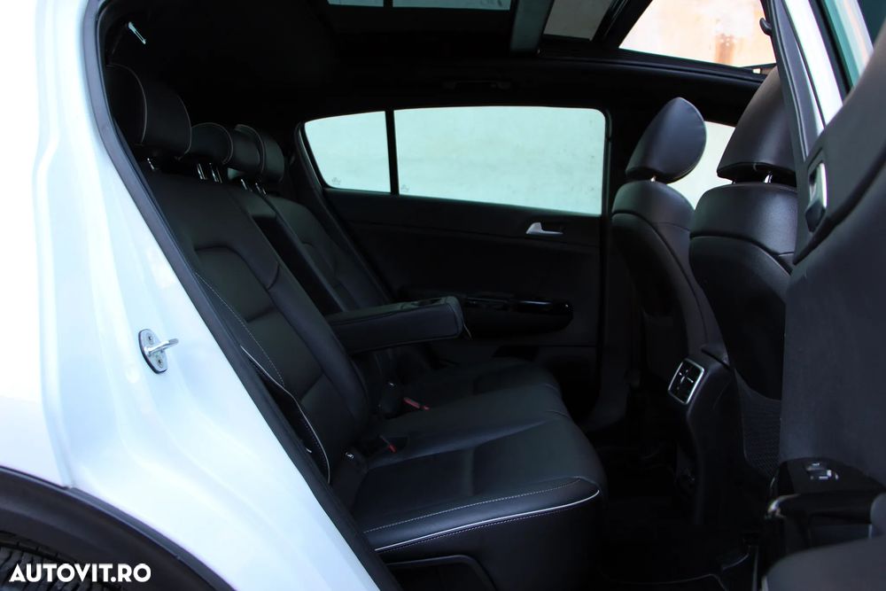 Kia Sportage 2,0 CRDI AWD Aut. GT Line - 7