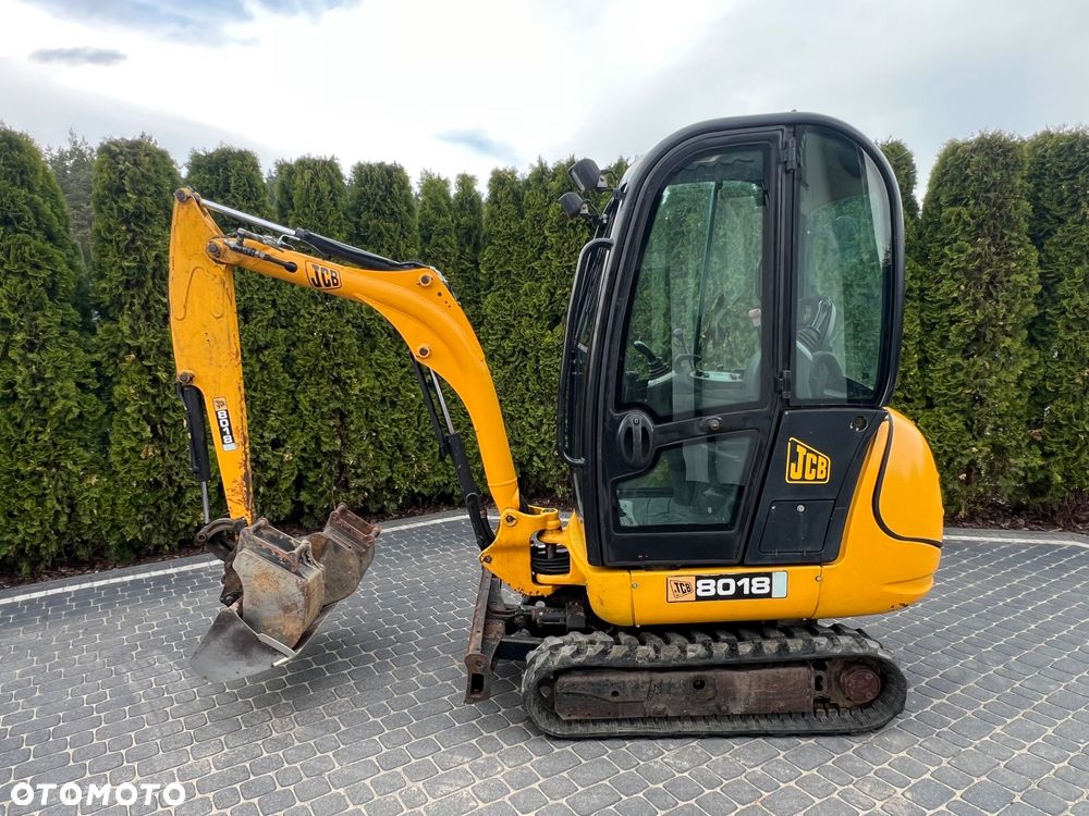 JCB 8018 - 1