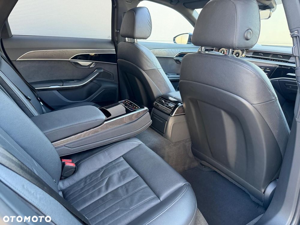 Audi A8 - 18