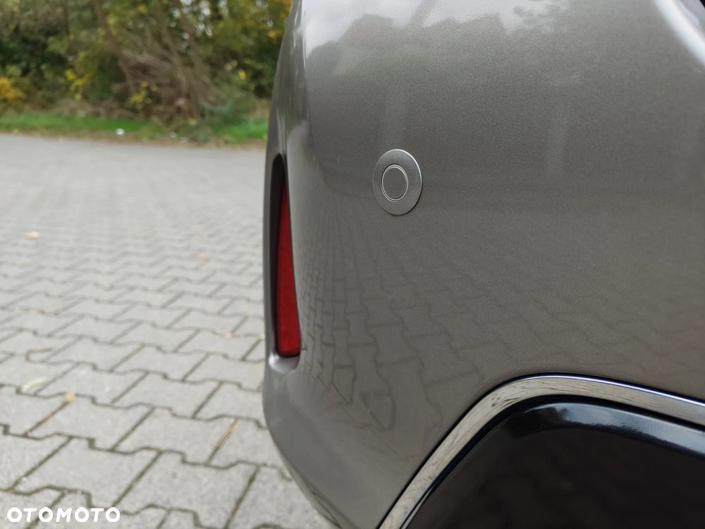 Toyota Auris 1.6 Premium Comfort - 17