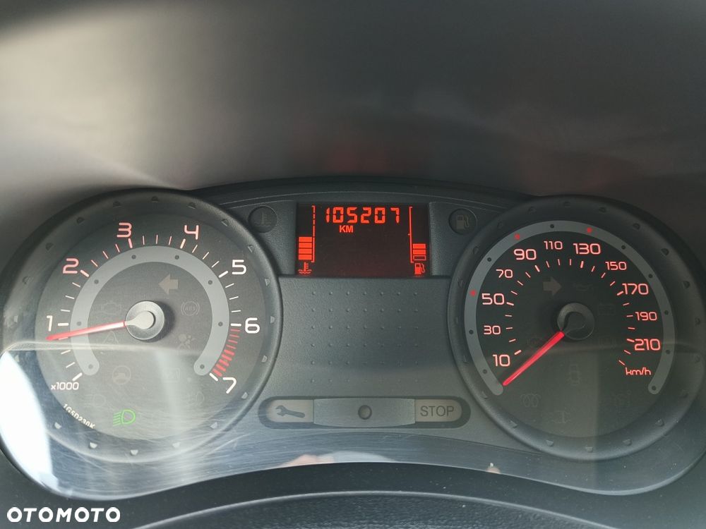 Renault Clio - 8