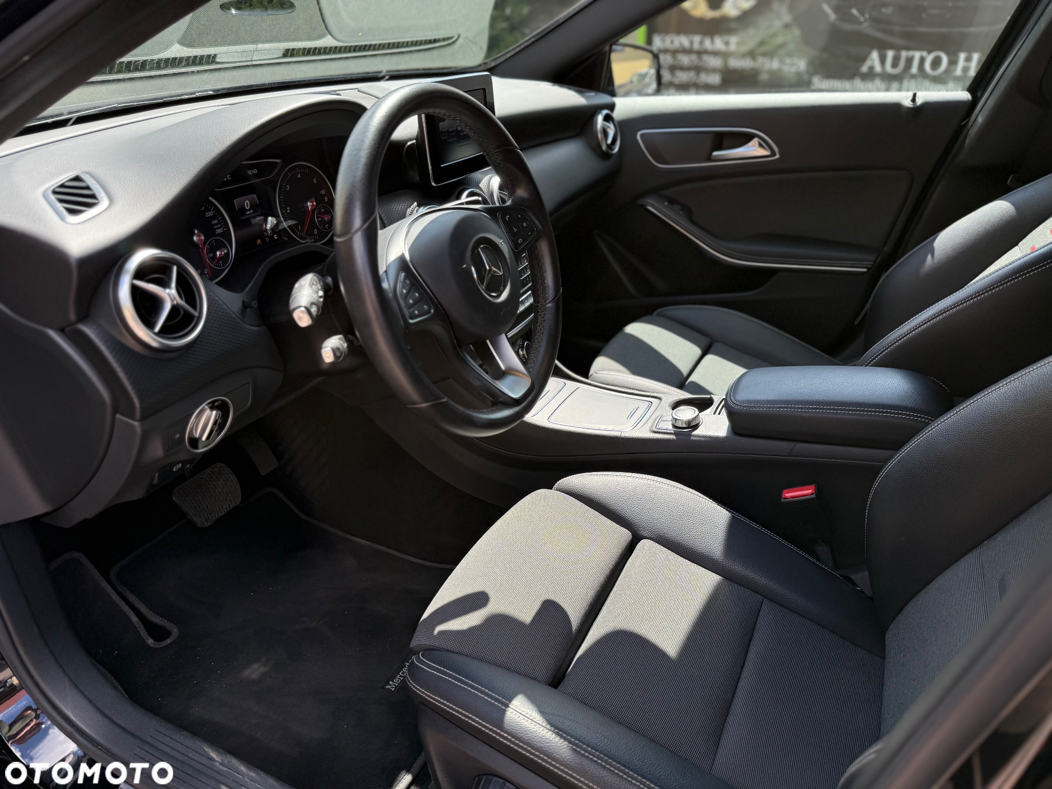 Mercedes-Benz Klasa A 180 CDI 7G-DCT AMG Line - 21