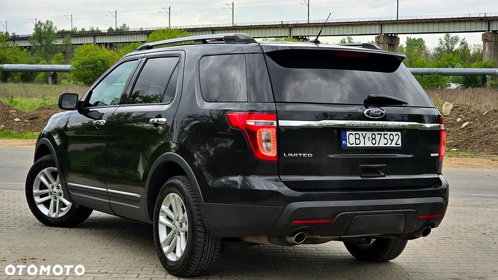 Ford Explorer - 4