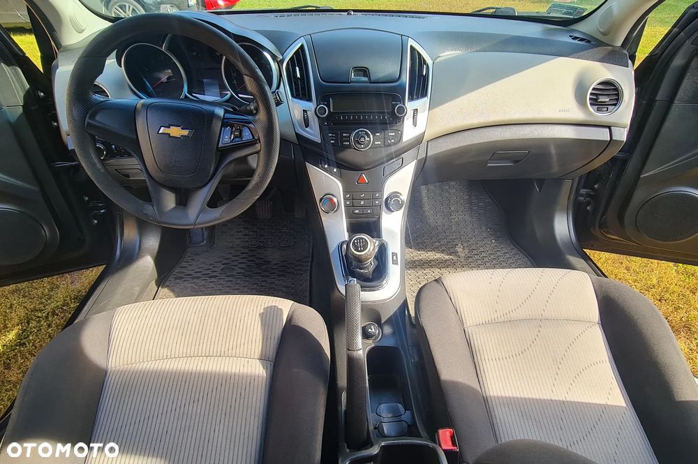Chevrolet Cruze - 5
