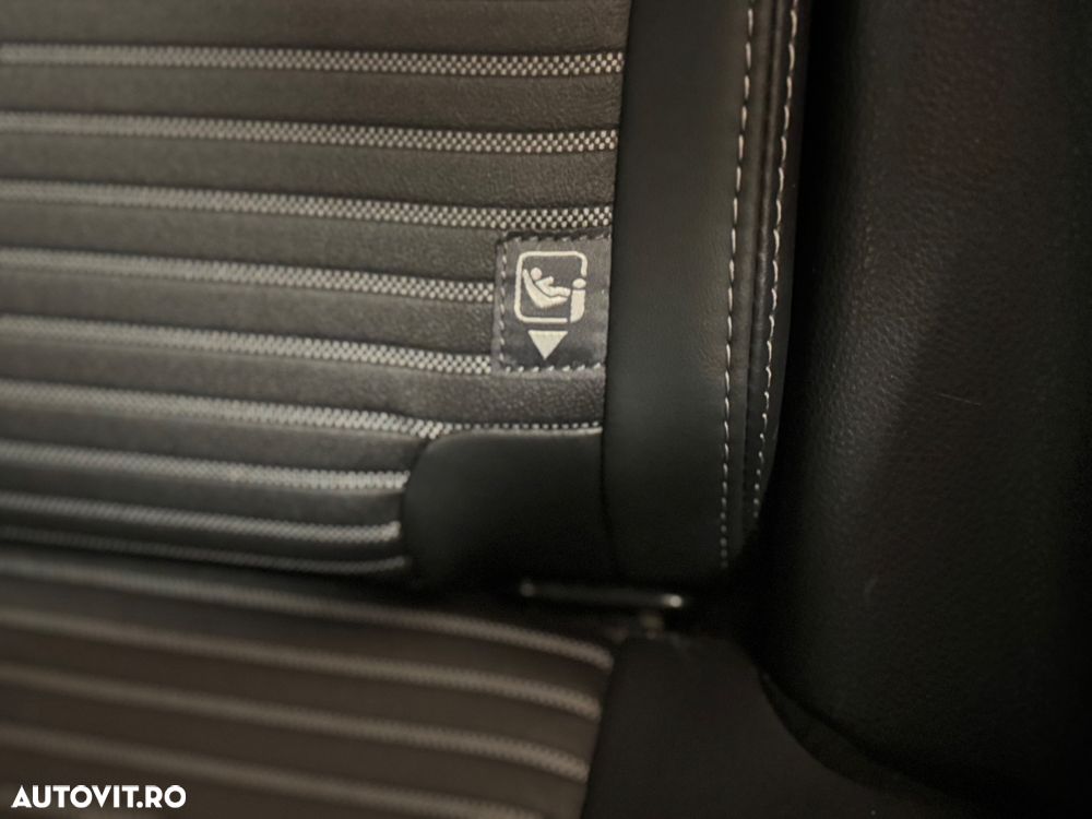 Toyota RAV4 2.5 4x4 Black Edition - 14