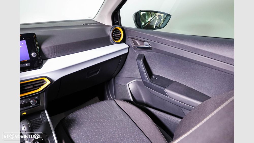 SEAT Arona - 16