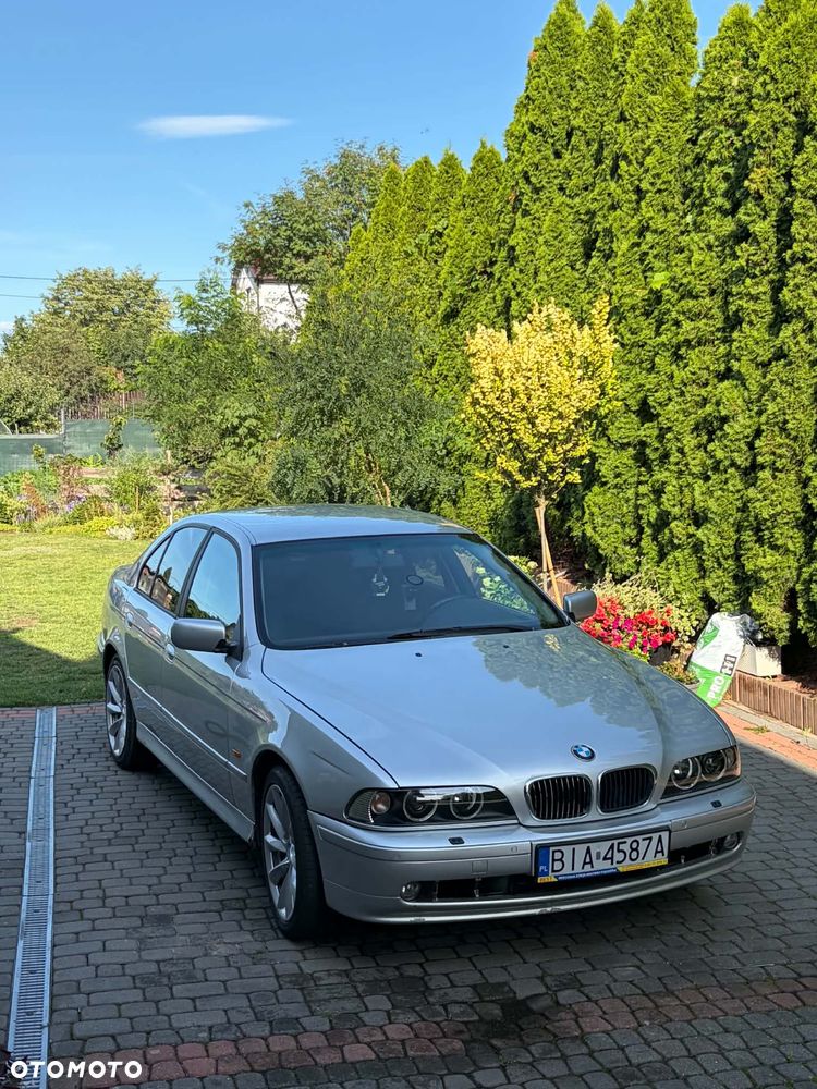 BMW Seria 5 - 12